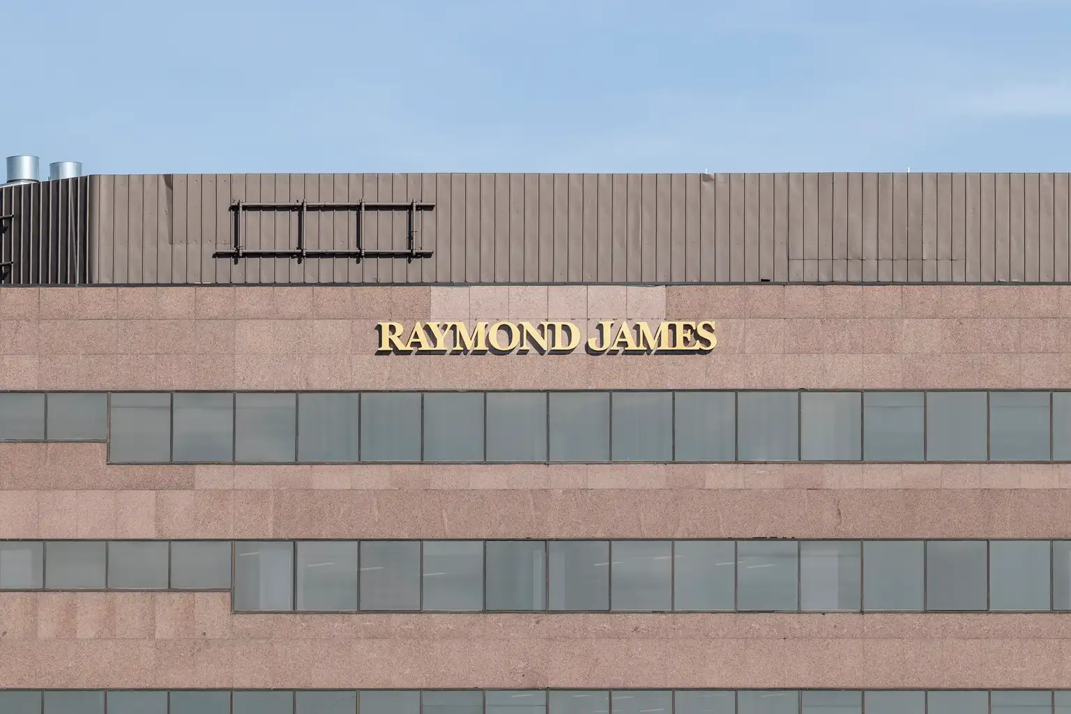 WealthTech Firm FNZ Lands Investment from Raymond James.