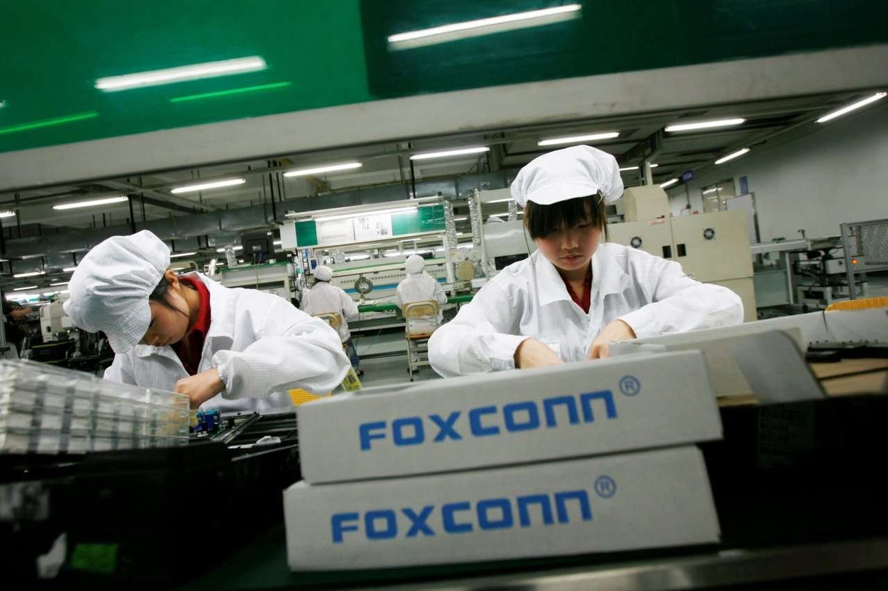 Foxconn Posts Record June Sales Amid Soaring Demand for AI and Cloud Infrastructure.